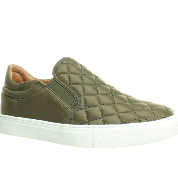 steve madden ellen slip on